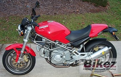 2001 Ducati Monster 750 photo